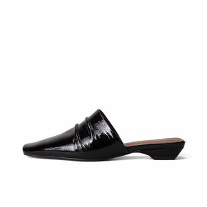 Сандалии с закрытым носком женские SHOEMAKER QUEEN, Black