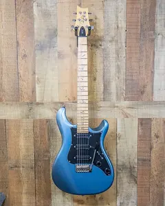 PRS SE NF3 в цвете Ice Blue Metallic с грифом из клена