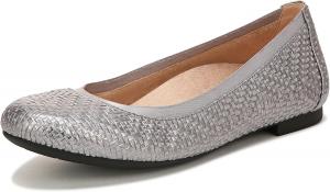 Женские балетки Vionic Anita - удобные туфли с круглым носком, оснащенные встроенной стелькой с поддержкой свода стопы, которая корректирует пронацию и помогает облегчить боль в пятке, при плантарном фасците, размеры 5-12, серебряный