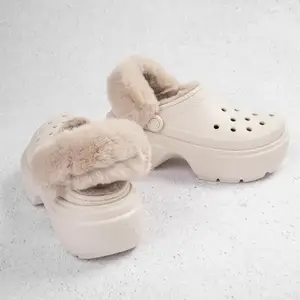 Сабо на платформе с подкладкой Crocs Stomp, цвет Stucco