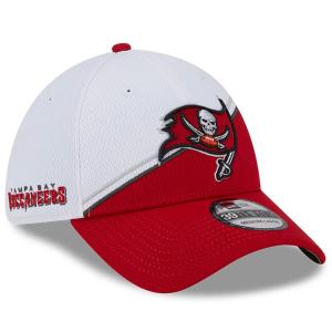 Мужская бейсболка New Era белого/красного цвета Tampa Bay Buccaneers 2023 Sideline 39THIRTY Flex Hat