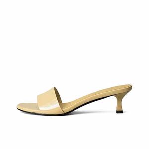 SHOEMAKER QUEEN Женские тапочки-шлёпанцы желтые, цвет Yellow