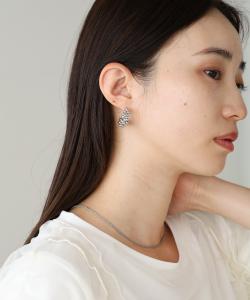 Серьги в виде случайных шариков