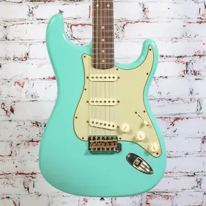 Fender - Custom Shop F22 LTD '59 Stratocaster - Электрогитара - Journeyman Relic, Супервыцветший старинный цвет Sea Foam Green - с жестким кейсом - x3427