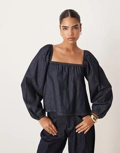 Джинсовый лонгслив-расклешенный с длинными рукавами ASOS DESIGN, промытый в воде