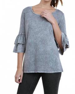 Минерально-состаренный топ с многослойными рюшами и расклешенными рукавами в прохладном сером цвете Umgee, серый