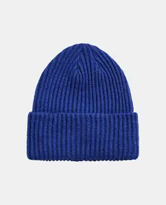 Зеленая одноцветная вязаная шапка Pieces