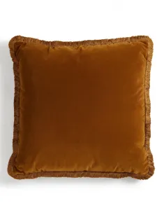 Бархатна¤ подушка Margeaux (65 x 65 см) Soho Home, коричневый