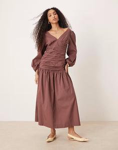 Платье макси из поплина ASOS DESIGN с присборенной талией шоколадного цвета