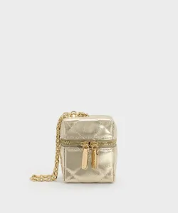 Сумка-мешочек Janie Micro Janie с стеганой цепочкой и ручкой квадратной формы.