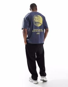 Футболка свободного кроя ASOS DESIGN со спортивной графикой темно-синего цвета