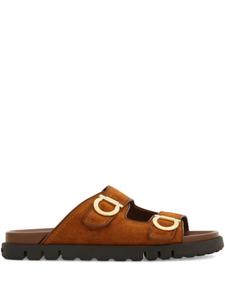 Сандалии на плоской подошве с двумя ремешками Ferragamo, коричневый