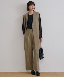 Широкие прямые брюки из шерсти, эластичные в двух направлениях, пригодные для стирки.