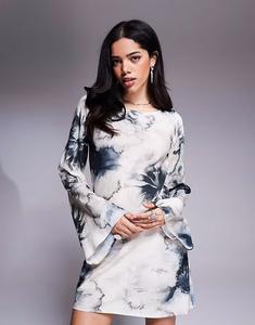 ASOS DESIGN мини-платье с косым вырезом и крупным цветочным принтом