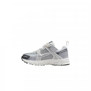 Nike Беговые кроссовки white gold детские