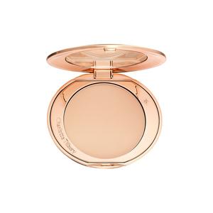 Пудра CT Lightweight Flawless Honey Powder для выравнивания тона кожи 3.4g/8g Charlotte Tilbury