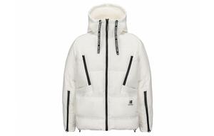 Пуховик женский молочно-белый New Balance