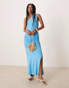 Длинное платье ASOS DESIGN на одно плечо со сборками синего цвета