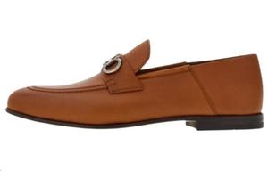 Футболка FERRAGAMO с бляшкой Gancini из кожи, коричневая