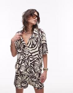 Коричневая рубашка свободного кроя с цветочным принтом Topshop