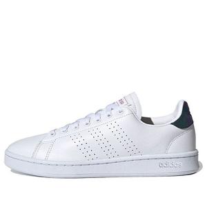 Преимущество кроссовок Adidas, белый