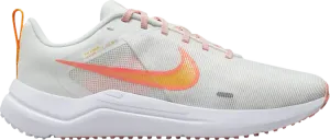 Кроссовки Nike Wmns Downshifter 12 'White University Gold', белый