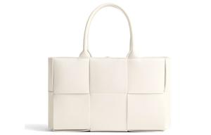 Сумка женская из кожи коровы белая Bottega Veneta