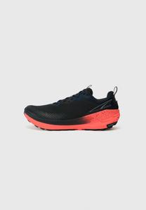 Кроссовки Altra EXPERIENCE WILD 2, Coral/Black/Black