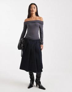 Плиссированная джинсовая юбка миди ASOS DESIGN цвета индиго