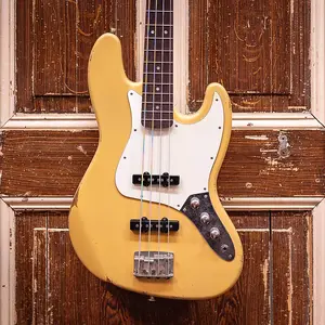 Maybach Motone J Bass Vintage White Aged 2024 - Нитроцеллюлоза