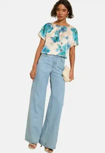 Блузка прямого кроя с коротким рукавом и декоративной отделкой. Friends Like These, Floral Blue