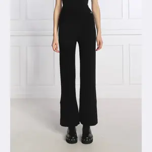 Шерстяные трикотажные брюки свободного кроя с добавлением кашемира Twin-Set, черный