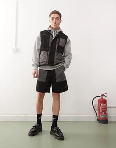 Шорты Umbro с поясом черного и серого цветов