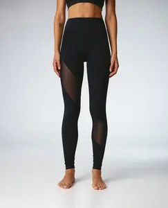 Женские спортивные леггинсы с укороченной длиной и компрессионным эффектом Black Limba, черный