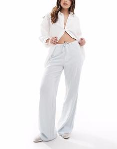 Брюки Stradivarius с вышивкой и имитацией льна в синем цвете