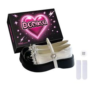 Boldi Kuki Туфли Мэри Джейн для женщин в подарочной упаковке серебристые эксклюзивный бокс с носками, цвет Silver (Exclusive Box+Includes Socks)