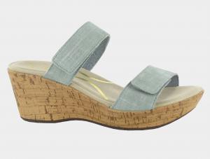 Женские босоножки Caveran Wedge Sandal в бирюзовом цвете NAOT