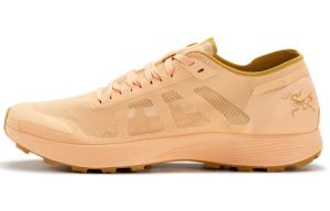 Кроссовки Arcteryx Norvan SL женские, розовый