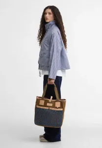 Пол смит обожает сумку-шоппер barbour. Barbour, Sn71