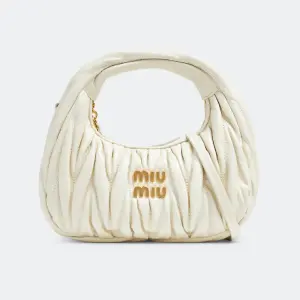 Сумка Miu Miu Wander Matelassé Hobo Mini, белый