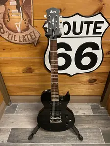 Электрогитара Cort CR50 - черного цвета