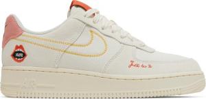 Кроссовки Nike Wmns Air Force 1 '07 'Peace', белый