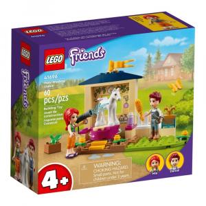 Конструктор LEGO Friends 41696 Конюшня для мытья пони