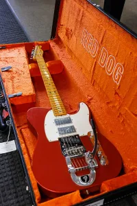 Коллекция Fender Stories Mike Campbell Signature «Red Dog» Telecaster - Red Dog Red - Новый товар
