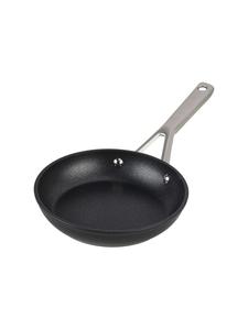 Сковорода C10028DE ZEROSTICK Essentials черного цвета NINJA