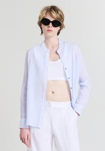 Блузка на пуговицах Calliope, светло-голубой