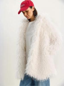 Bianco Lucci Зимнее пальто в белом цвете