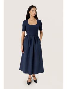 Платье из джерси SLSimone Feminine Form в цвете Night Sky Soaked in Luxury