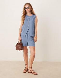Вила высокие брюки-шорты с высокой талией и топ в цвете шампрей блю