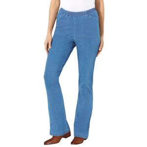 Женщина в женских джинсах Bootcut Fineline больших размеров Woman Within, цвет Light Stonewash